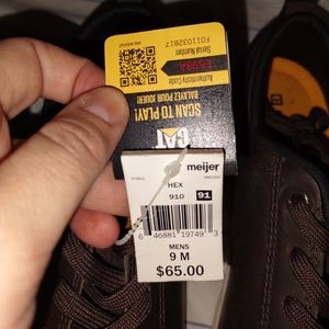 Men's size 9 caterpillar shoes